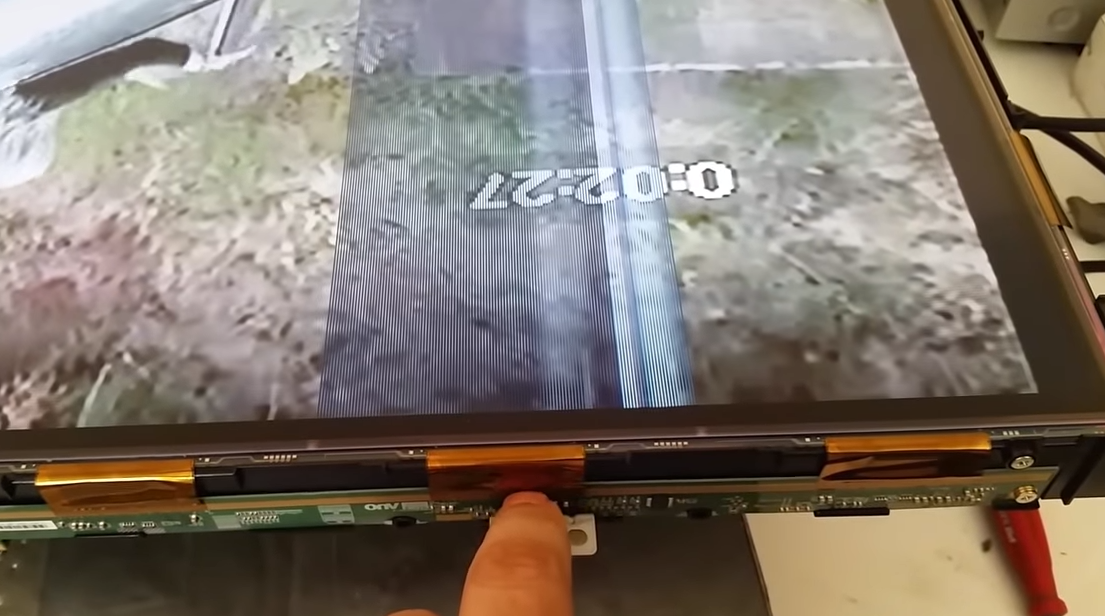 PHILIPS 37PFL9604H/12 Display shows with Lines and Not working Properly